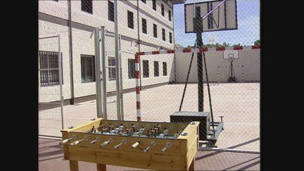 Imagen de las instalaciones del centro de inserción Trece Rosas de Zaragoza. / Aragón TV