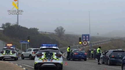 Un control de la Guardia Civil en la provincia de Huesca. / Guardia Civil