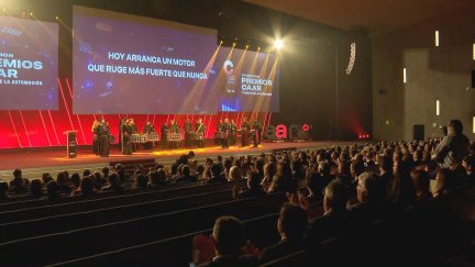 A la VII Noche de Automoción y Movilidad de Aragón han asistido 500 invitados. / Aragón TV