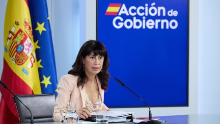 La ministra de Igualdad, Ana Redondo, este martes durante la rueda de prensa tras el Consejo de Ministros. / Europa Press