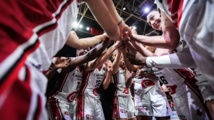 Las jugadoras del Casademont, antes de un partido. Foto: Casademont Zaragoza