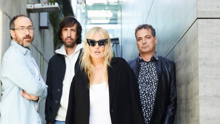 Amaia Montero y el resto de miembros del grupo musical La Oreja de Van Gogh en una imagen nueva. / GET IN