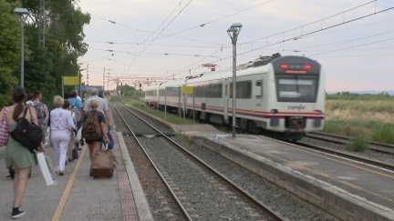 Imagen de archivo de un tren regional. / Aragón TV