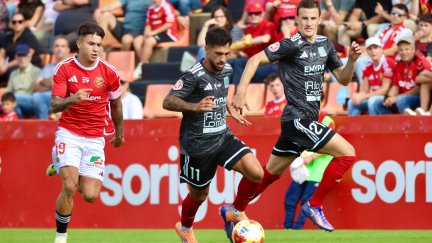 El Tarazona cae con orgullo ante el Nàstic de Tarragona.