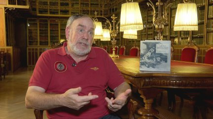 El historiador José Pérez desvela nuevos detalles de los Desastres de Goya./ Aragón TV