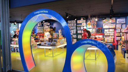 Las dos puertas de las tiendas Imaginarium. / Europa Press