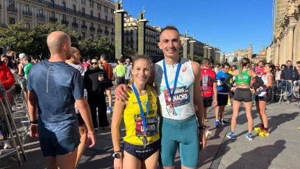 Los ganadores de la 10 K han sido Eduardo Menacho e Isabel Linares. / Aragón TV