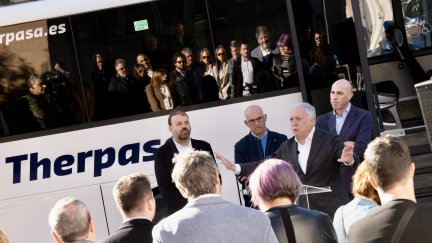 Se ponen en marcha 20 nuevas líneas de transporte urbano entre localidades oscenses con Zaragoza y Huesca./ Fabián Simón/ Gobierno de Aragón