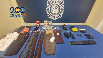 Material incautado a los detenidos. / Aragón TV