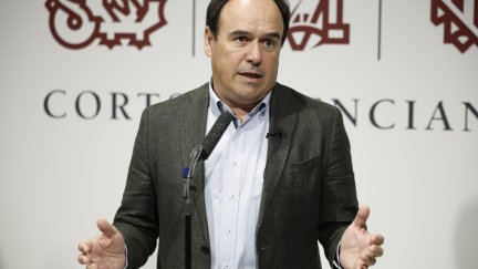 Pérez Llorca presentará su candidatura en el límite del plazo sin tener cerrado aún el apoyo de Vox. / EFE
