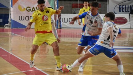 Un momento del derbi entre Wanapix y Entrerríos