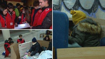 Voluntarios de Cruz Roja han realizado esta pasada madrugada el censo de personas sin hogar en Zaragoza. / Aragón TV