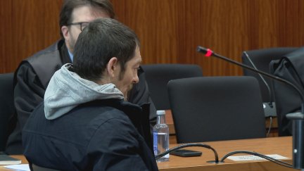 Última sesión del juicio contra el hombre acusado de matar a dos personas en un edificio abandonado de El Gancho. / Aragón TV