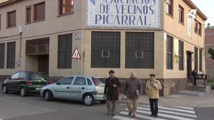Nace la Asociación de Vecinos Picarral-Salvador Allende. / Aragón TV