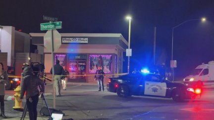 Lugar donde ocurrieron los hechos, acordonado por la policía. / Reuters