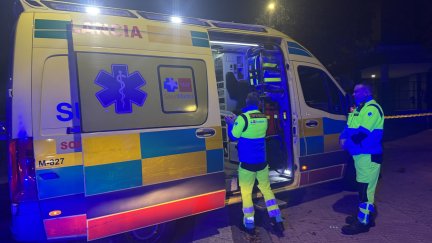Los servicios de emergencias de Madrid han confirmado el asesinato de una mujer por arma blanca y de un hombre que se había arrojado desde la ventana del mismo edificio./ Europa Press