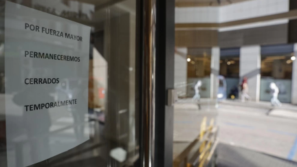 Entrada de la clínica dental de Alzira (Valencia) donde ocurrieron los hechos. /EFE