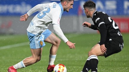 Marcos Cuenca, en un lance del partido.