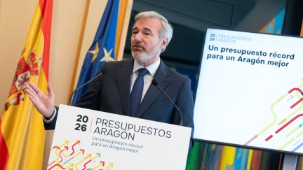 El presidente de Aragón durante la rueda de prensa de presentación del proyecto de Presupuestos 2026. / Gobierno de Aragón. Fabián Simón