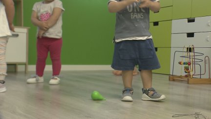 Las ayudas del cheque familia están dirigadas para cubrir gastos de escolarización de niños entre 0 y 3 años de Zaragoza que no han accedido a centros municipales. / Aragón TV