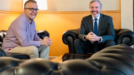 Encuentro entre Jorge Azcón y Andoni Corrales. / Gobierno de Aragón. Fabián Simón