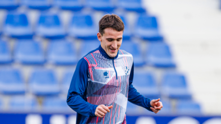 La SD Huesca busca tres puntos ante el líder, el Racing de Santander