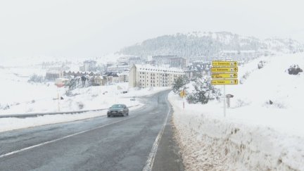 El puerto y el túnel de Somport son los únicos pasos fronterizos donde no hay incidencias. / Aragón TV