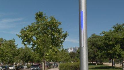 Paso de peatones inteligente ubicado en el Camino del Pilón, en el Barrio de Miralbueno (Zaragoza). / Aragón Noticias