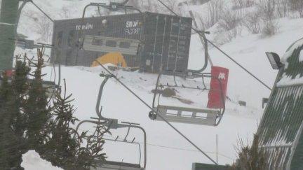 Las estaciones de esquí de Formigal y Panticosa no han abierto este sábado por el temporal. / Aragón TV
