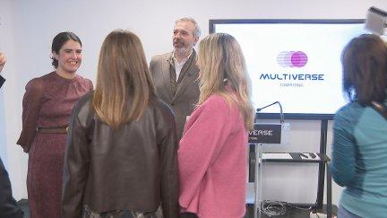El presidente Jorge Azcón y la vicepresidenta Mar Vaquero en la visita a la empresa / Aragón TV