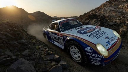 El coche de Lidia Ruba y Juan Morera, en una etapa del Dakar 2026.