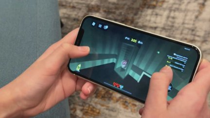 Los juegos 'online' son el nicho desde el que los adultos contactan con niños / Aragón TV