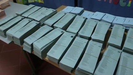 Hay mucho trabajo detrás de la organización de unas elecciones, por ejemplo, para imprimir millones de papeletas. / Aragón TV