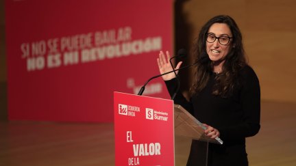 Laura Vergara (Sumar) ha tomado posesión de su cargo en el Congreso en sustitución de Jorge Pueyo. / EFE