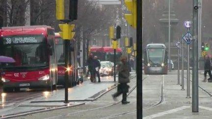 El transporte público es una de las principales preocupaciones de los zaragozanos. / Aragón TV