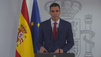 Pedro Sánchez ha ofrecido una declaración institucional sobre las amenazas de bloqueo comercial a España por parte de Donald Trump. / Aragón TV