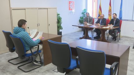 Junta de Arbitraje para resolver un conflicto entre un consumidor y una empresa./ Aragón TV