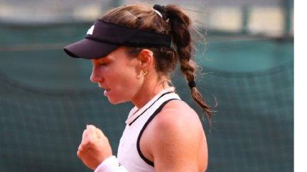 Irene Burillo celebra una victoria en uno de sus torneos