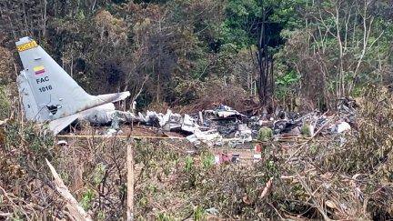 El avión se incendió tras caer en un remota zona selvática / EFE. Miputumayo.com.co