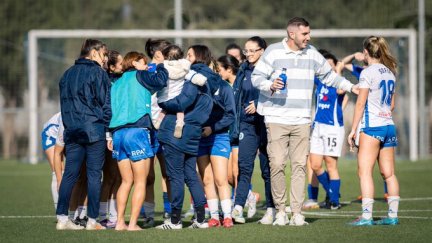 Las jugadoras del ZCFF celebrando el triunfo de hoy
