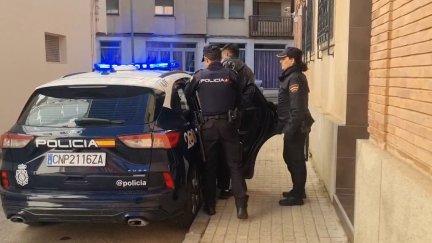 Detenido en Jaca por transportar ilegalmente a 11 extranjeros sin documentación. / Policía Nacional