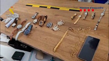 Efectos intervenidos por la Guardia Civil. / Guardia Civil