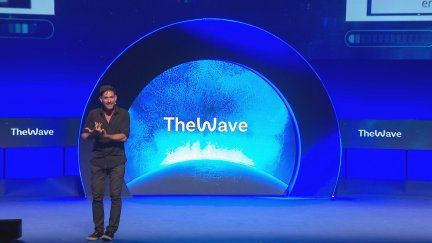 Un ponente en The Wave en la edición de 2025. / Aragón TV