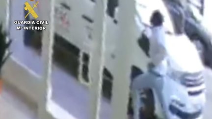 El detenido había cometido dos robos con violencia dos días antes. / Guardia Civil