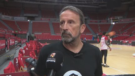 Joan Plaza en el último entrenamiento antes de viajar a Girona