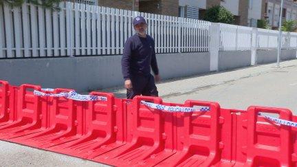 Barreras colocadas por el Ayuntamiento de Cuarte de Huerva para evitar las inundaciones./ Aragón TV