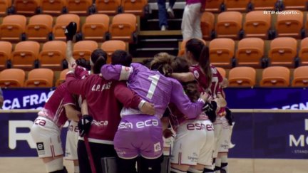 Las jugadoras del Esneca Fraga celebran su pase a la final.
