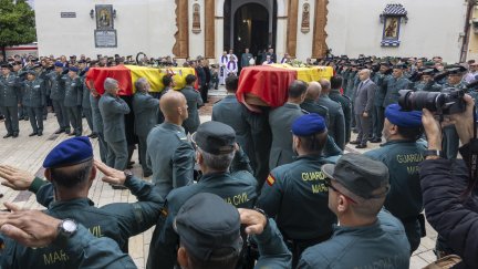 Misa funeral por los guardiaciviles fallecidos en Huelva. / EFE/ Alberto Díaz