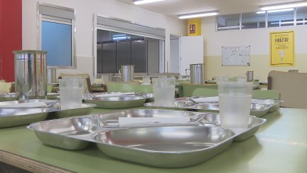 El precio del comedor escolar por cada persona beneficiaria está fijado en 860 euros/curso. / Aragón TV
