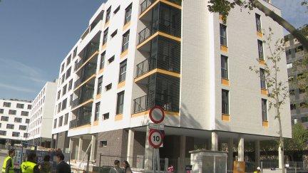 Una bloque de viviendas en construcción. / Aragón TV